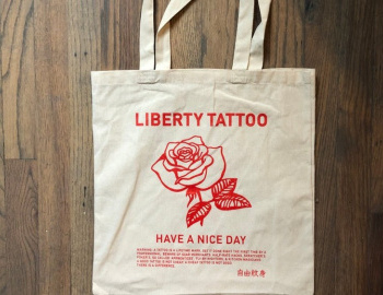 Liberty tattoo - Chinatown Rose Tote Bag